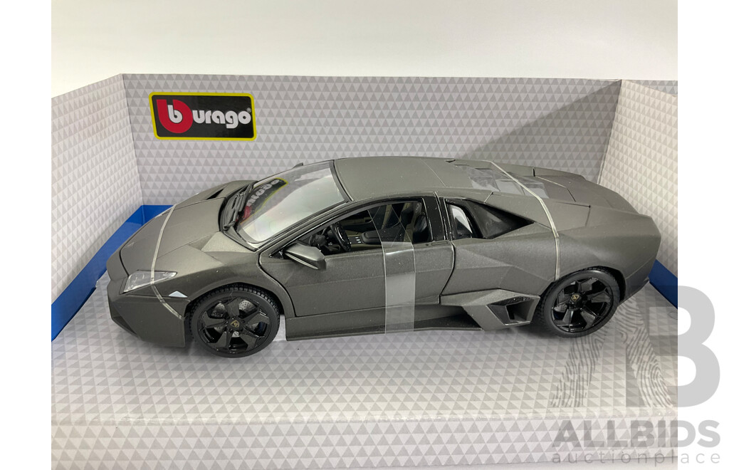 Boxed Diecast Burago Lamborghini Reventon and Bugatti Chiron 1:18 Scale