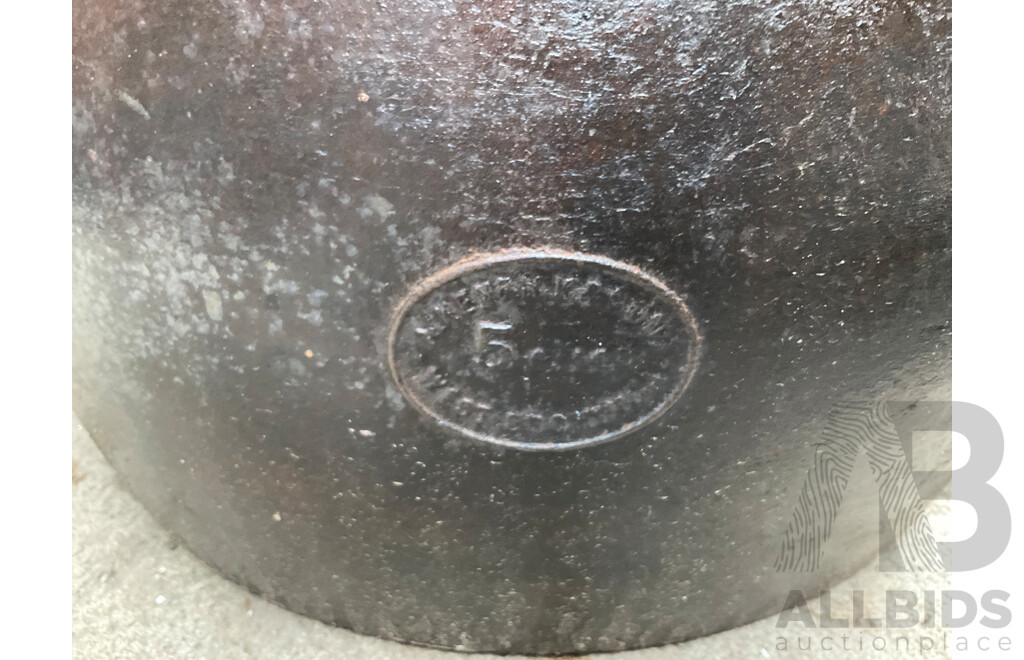 Vintage Cast Iron Five Gallon West Bromwich Pot