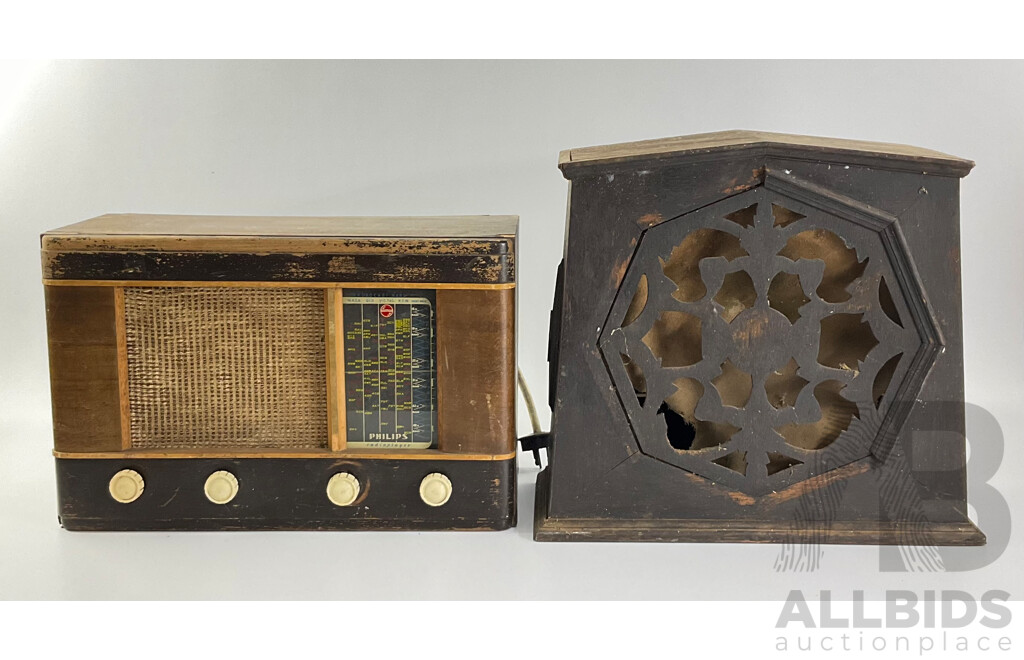 Vintage Phillips Shortwave/AM Valve Radio with Walnut Veneer and Antique Art Deco Amplion Mantle Cone Speaker