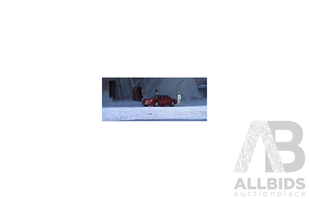 GE Fabbri Ltd 2002 Ford Thunderbird Red - James Bond 007 Die Another Day 1:43 Scale Model Car - Sealed in Blister