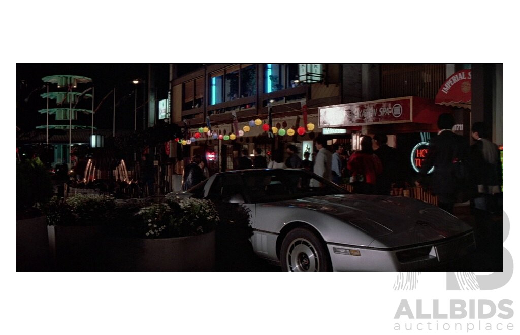 GE Fabbri Ltd 1984 Chevrolet Corvette C4 Silver - James Bond 007 A View to Kill 1:43 Scale Model Car - Sealed in Blister