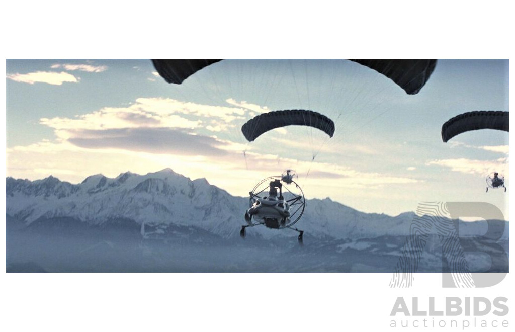 GE Fabbri Ltd 1999 Parahawk Black - James Bond 007 the World is Not Enough 1:43 Scale Model Car - Sealed in Blister