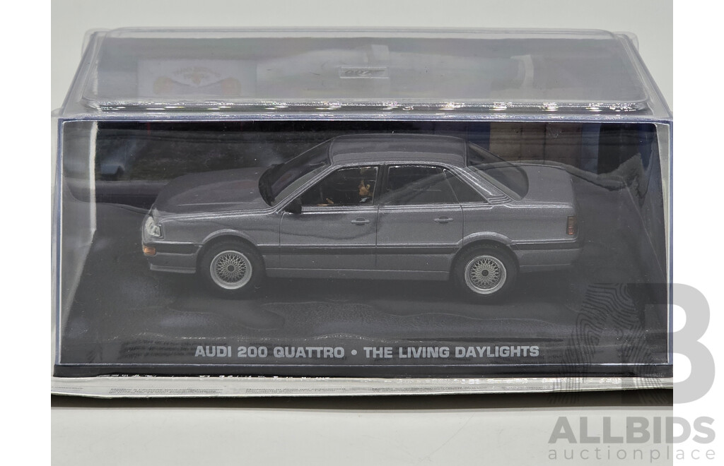 GE Fabbri Ltd 1986 Audi 200 (C3) Quattro Silver - James Bond 007 The Living Daylights 1:43 Scale Model Car - Sealed in Blister