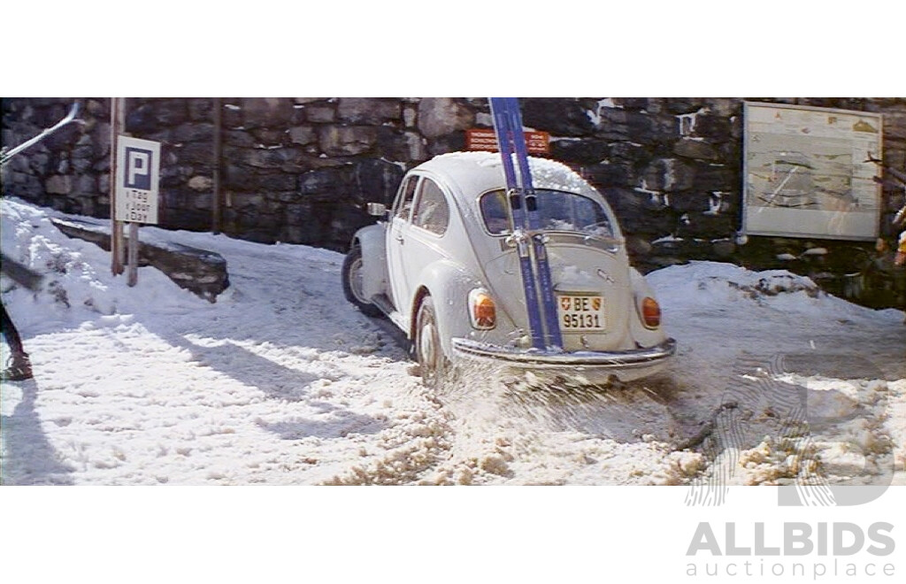 GE Fabbri Ltd 1966 Volkswagen Beetle Type 1 White - James Bond 007 on Her Majesty's Secret Service 1:43 Scale Model Car - Sealed in Blister