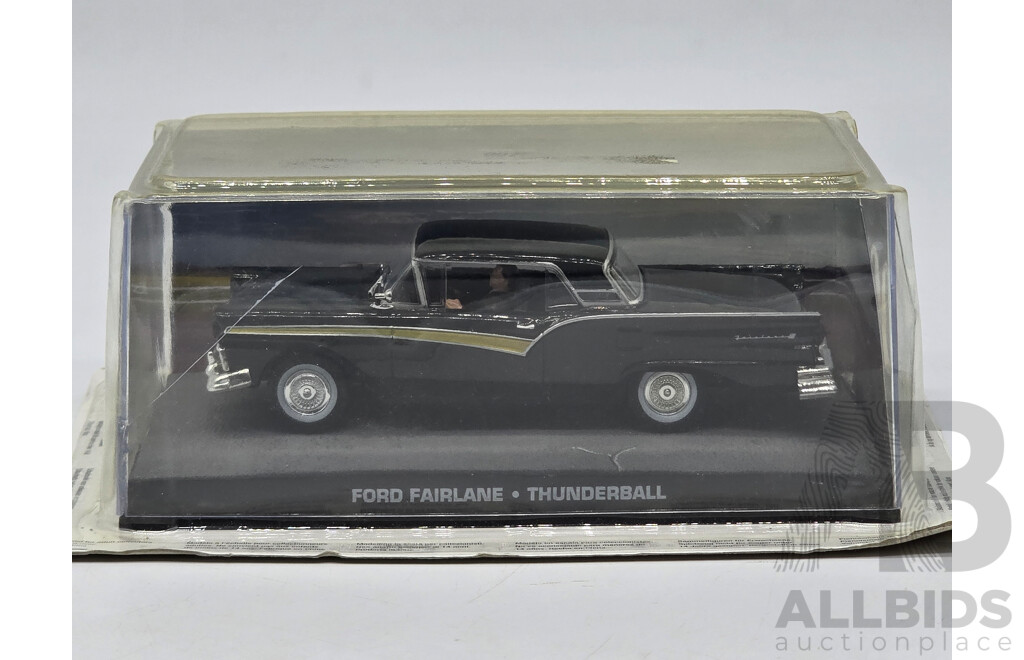 GE Fabbri Ltd 1957 Ford Fairlane 500 Skyliner Black - James Bond 007 Thunderball 1:43 Scale Model Car - Sealed in Blister