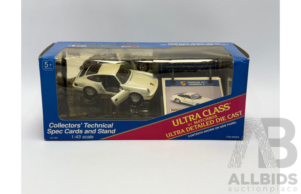 Matchbox Ultra Class Porsche 911 Carrera 4  - 1:43 Scale
