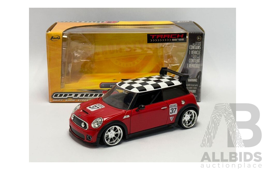 Jada 2007 Mini Cooper S - 1/24 Scale