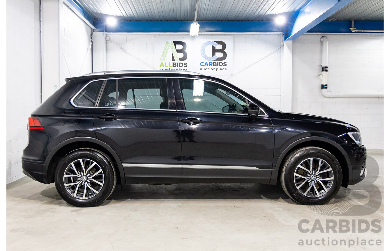 03/2017 Volkswagen Tiguan 132 TSI Comfortline (AWD) 5NA 4D Wagon Deep Black Pearl Turbo 2.0L