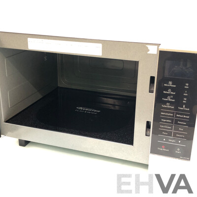 Panasonic NN-SF574S 1000W Inverter Microwave Oven