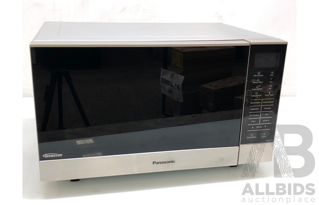 Panasonic NN-SF574S 1000W Inverter Microwave Oven