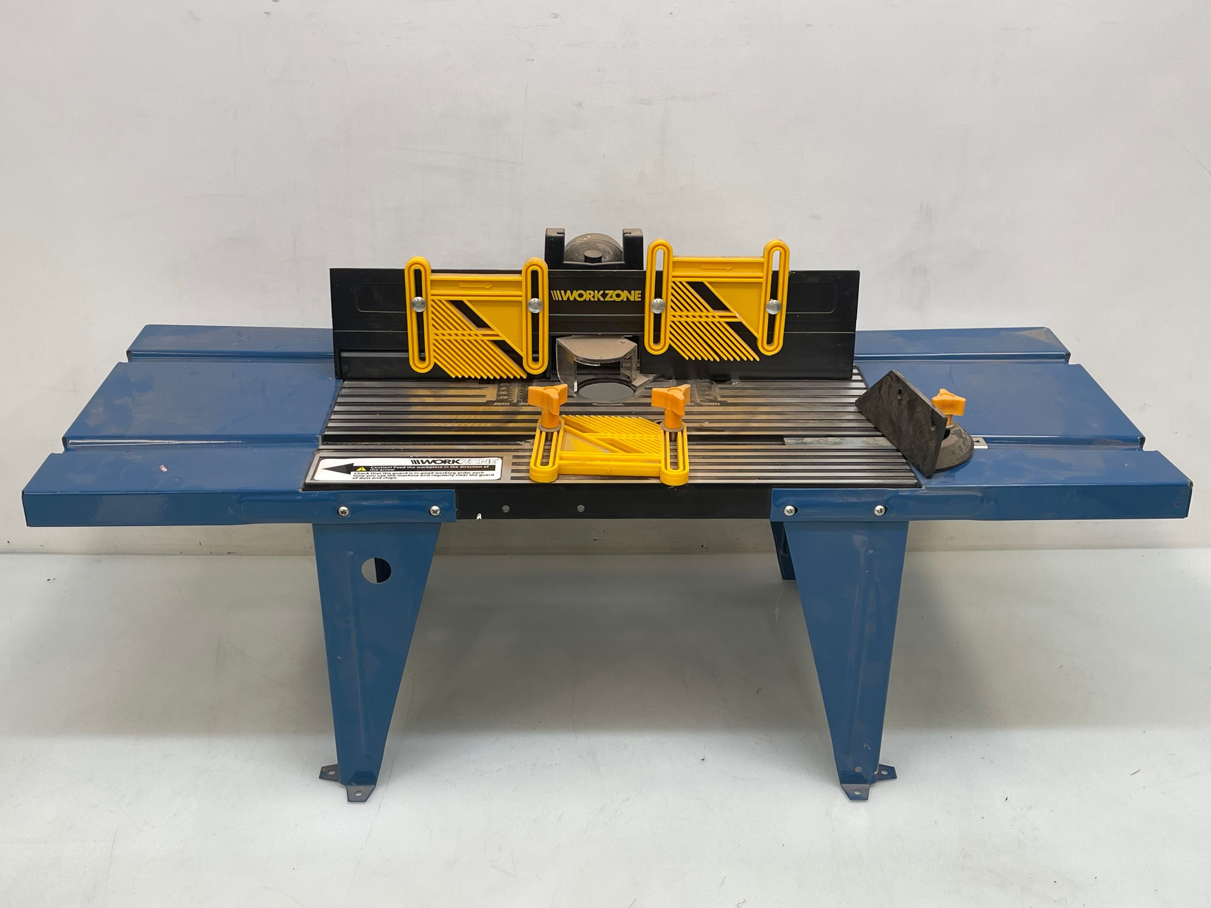 Router table aldi sales