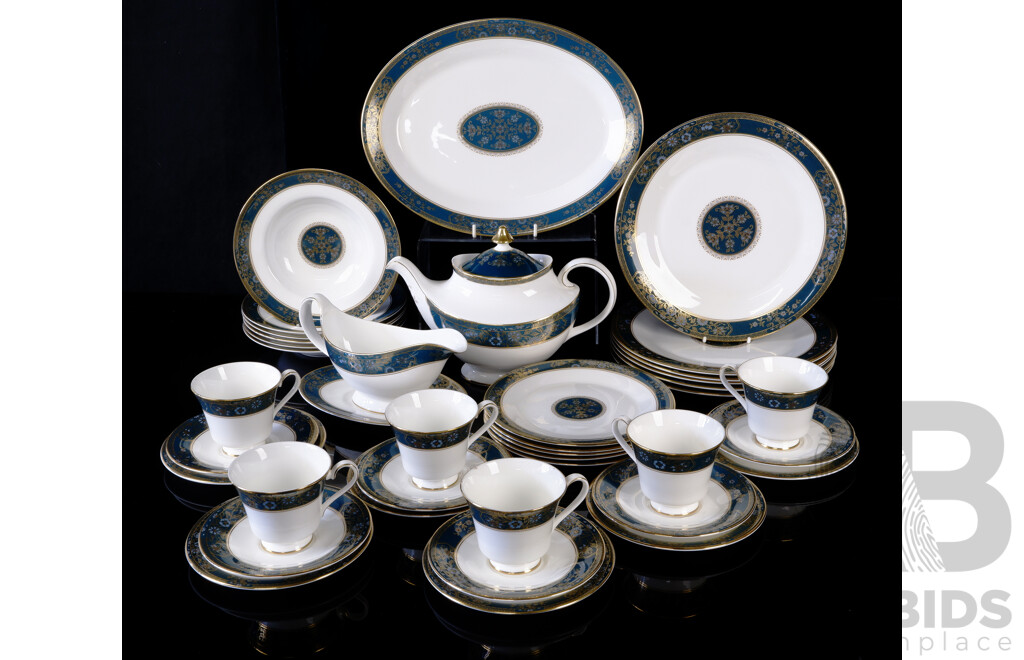 English Royal Doulton Porcelain 39 Piece Tea Service in Carlyle Pattern