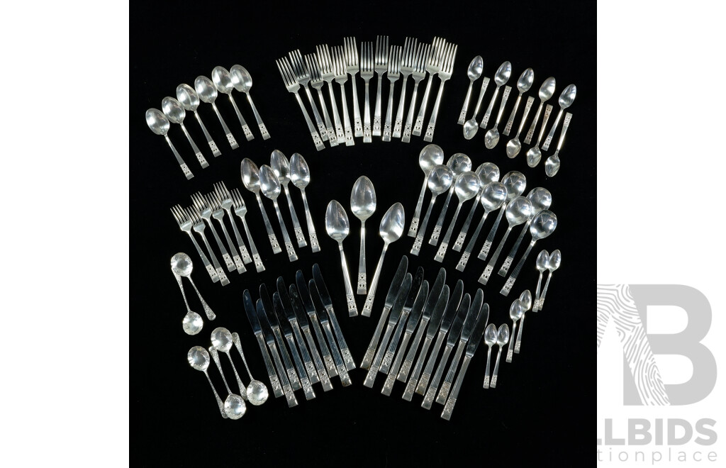 Oneida Silver Plate 77 Piece Partial Flatware Set Along with Set Six Rodd Silver Plate Teaspoons