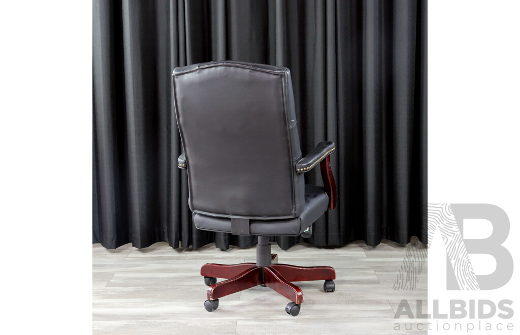 Leather Buttoned Back Executive Desk Chair