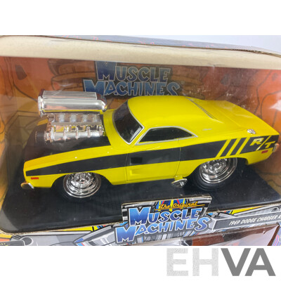 Maisto Diecast Muscle Machines 1969 Dodge Charger R/T and 1957 Chevrolet Bel Air - 1:24 Scale