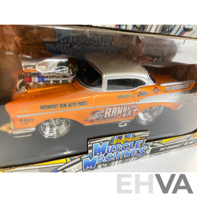 Maisto Diecast Muscle Machines 1969 Dodge Charger R/T and 1957 Chevrolet Bel Air - 1:24 Scale
