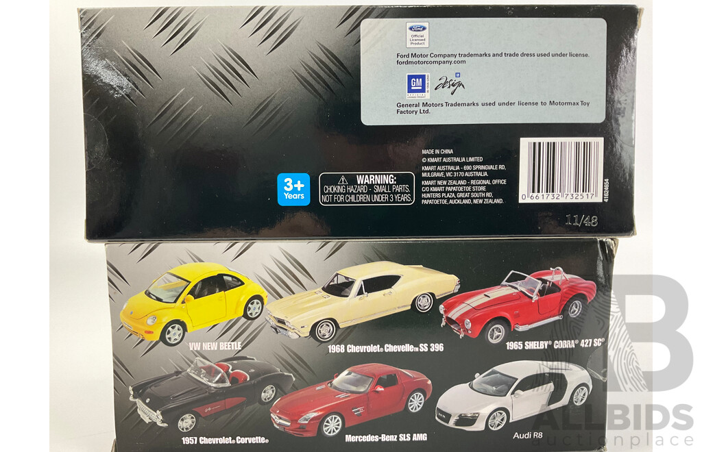 Boxed Diecast American Classics, 1957 Chevrolet Corvette and Ford Thunderbird - 1:24 Scale