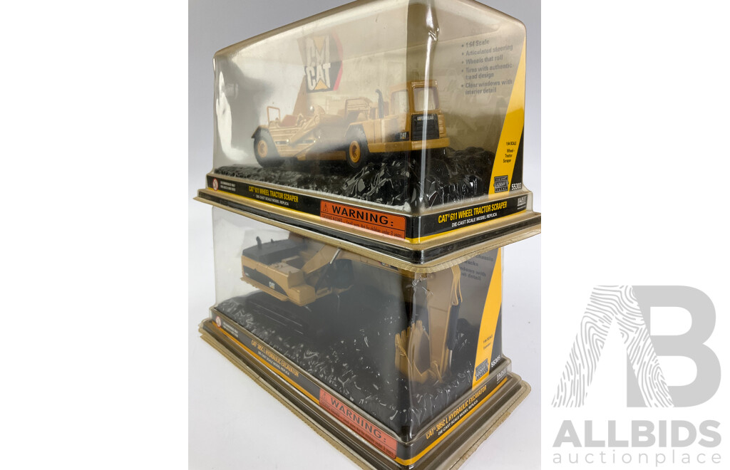 Norscot Diecast Caterpillar 385C L Hydraulic Excavator and 611 Wheel Tractor Scraper - 1:64 Scale