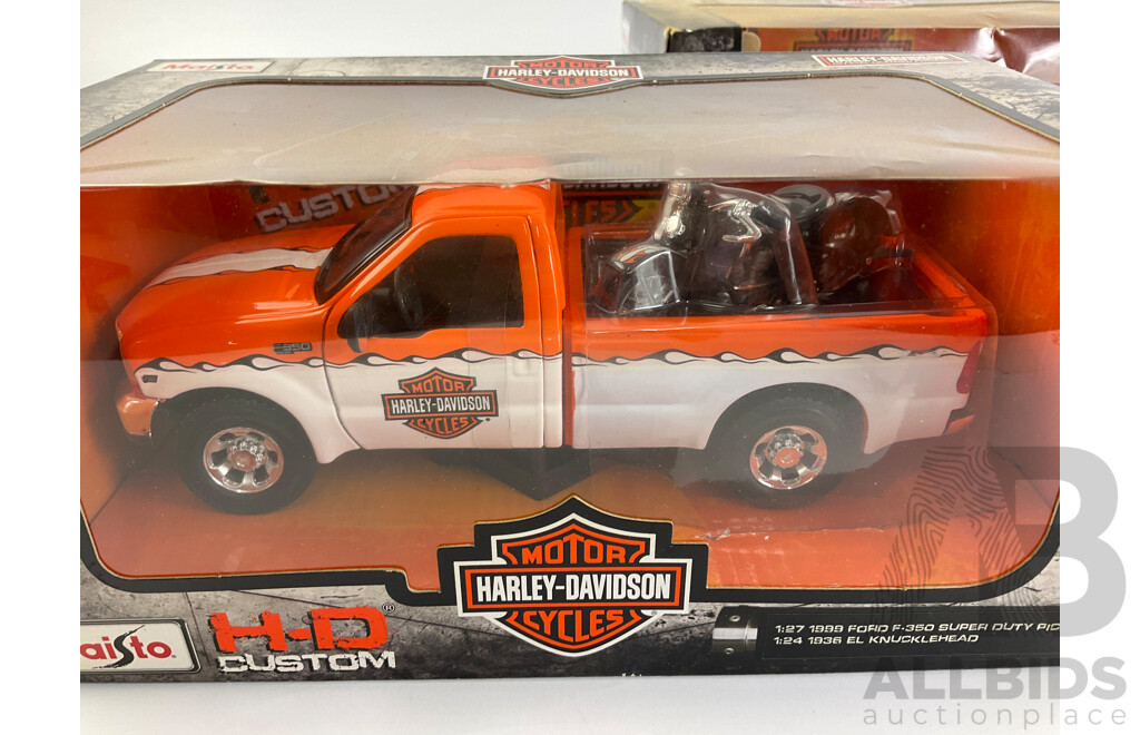 Maisto Diecast H-D Custom 1999 F-350 Super Duty Pick Up with 1936 EL Knucklehead and 2006 Ford Mustang - 1:24/1:27 Scale