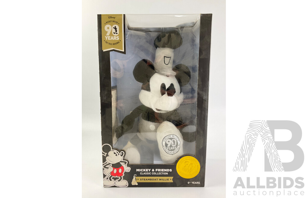 Disney Classic Collection Mickey Mouse Ninety Years - Steamboat Willie