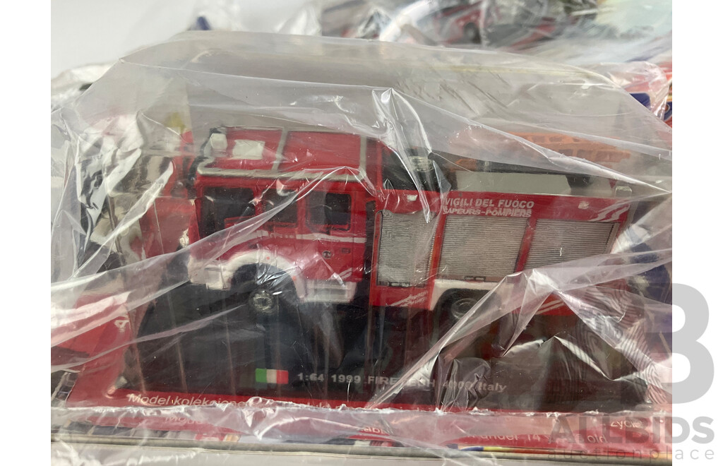 The Fire Engine Collection Magazines and Model Fire Engines in Original Packaging, Editions 21 Consecutive to 29