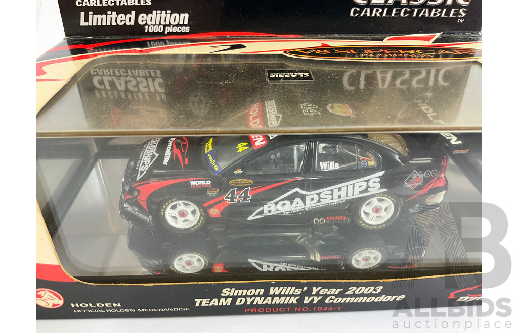 Classic Carlectables Diecast V8 Super Cars, 2002 Holden VX Commodore Castrol Racing and 2003 VY Commodore Team Dynamik