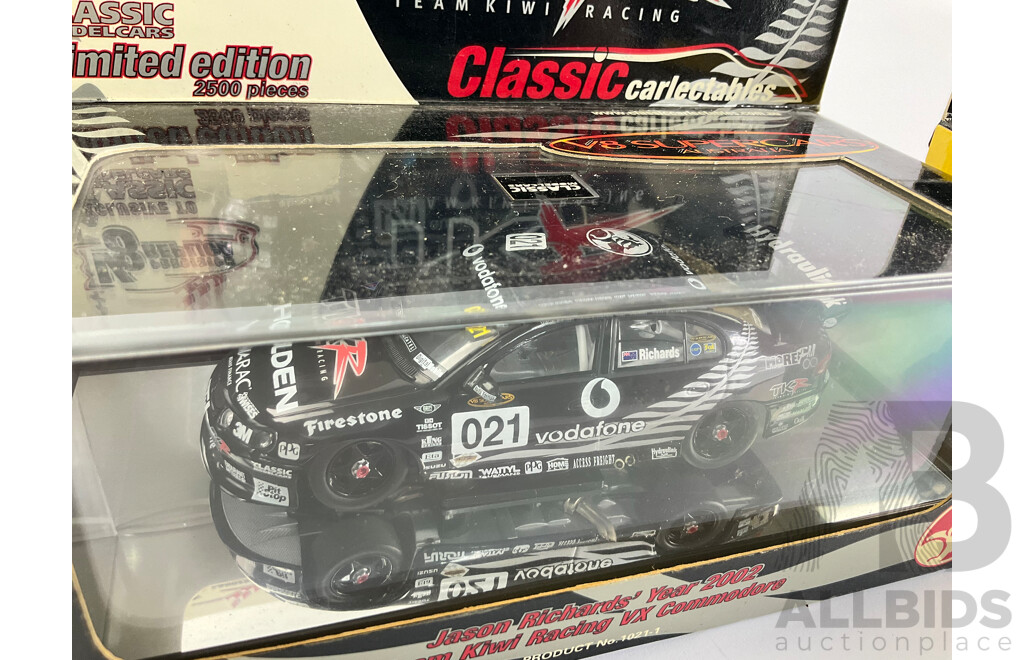 Classic Carlectables Diecast V8 Super Cars, 2002 VX Commodore Team Kiwi Racing and John Bowe Falcon