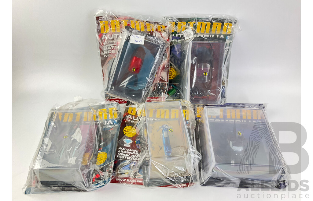 Batman Automobilia Cars and Booklets in Sealed Bags, Numbers 35, 36, 37, 38, 39