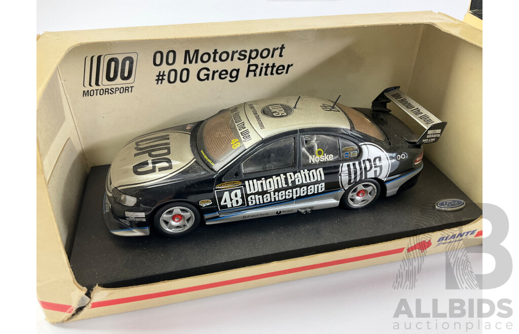 Biante Premium Diecast Ford BA Falcon XR8 and Classic Carlectables 2008 VE Commodore - 1:43 Scale