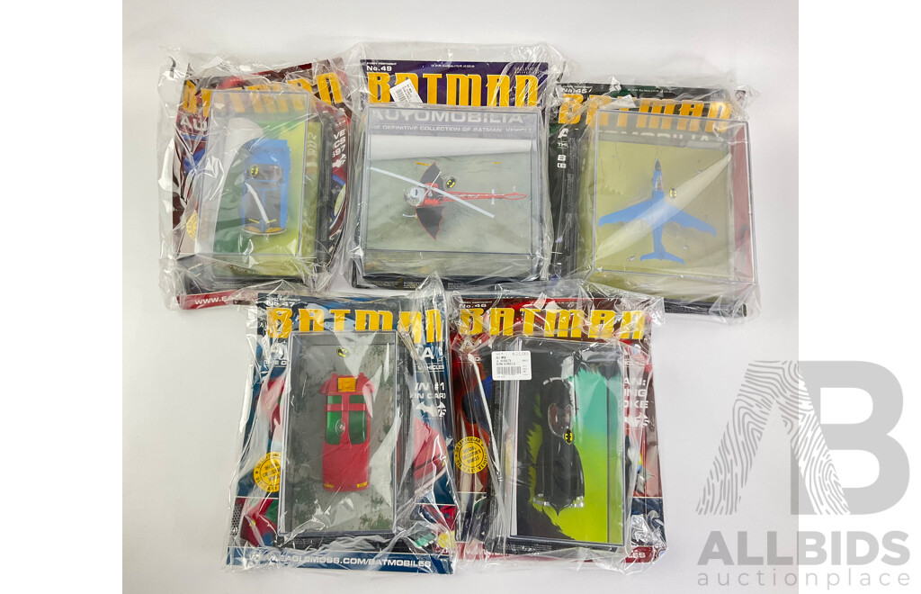 Batman Automobilia Cars and Booklets in Sealed Bags, Numbers 45, 46, 47, 48, 49