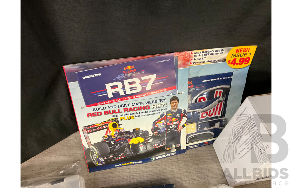 DeAgostini Nitro Remote Control Red Bull Racing Formula One, Mark Webber Build It Yourself Magazine - 1:7 Scale