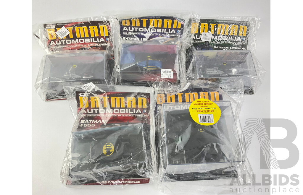 Batman Automobilia Cars and Booklets in Sealed Bags, Special Issue and Numbers 66, 67, 68, 69