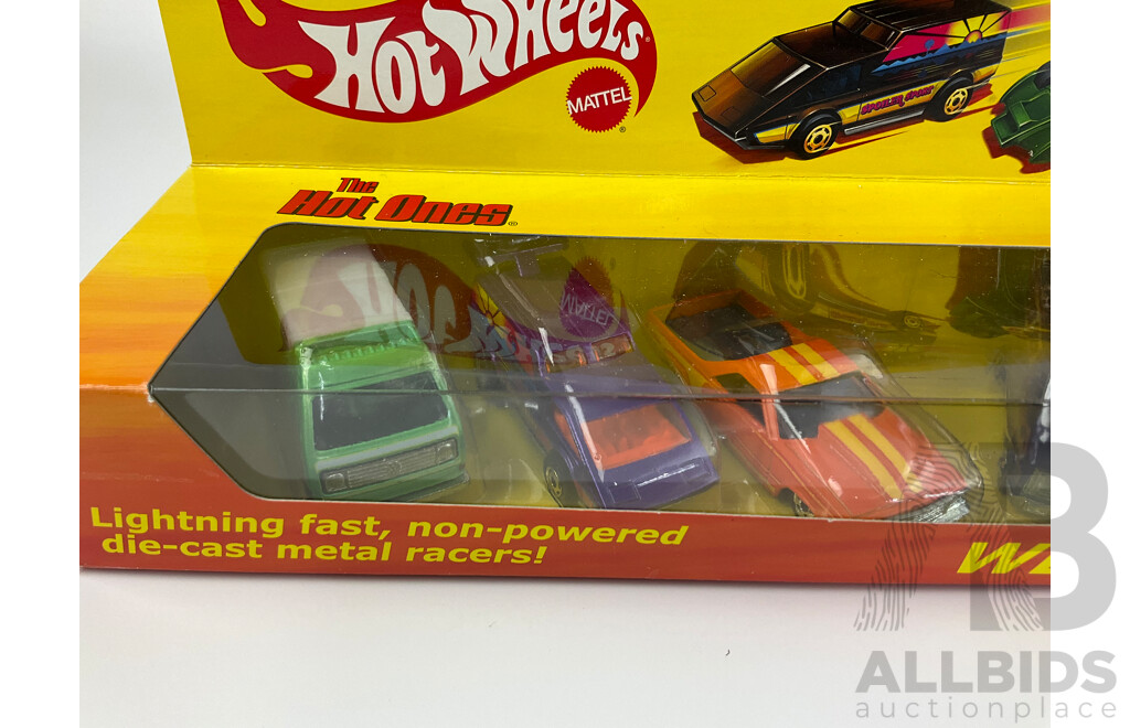 Hot Wheels 'The Hot Ones' Weekend Machines in Sealed Packaging