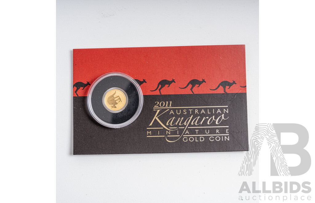 Australian Perth Mint 2011 Miniature Gold Two Dollar Coin .999