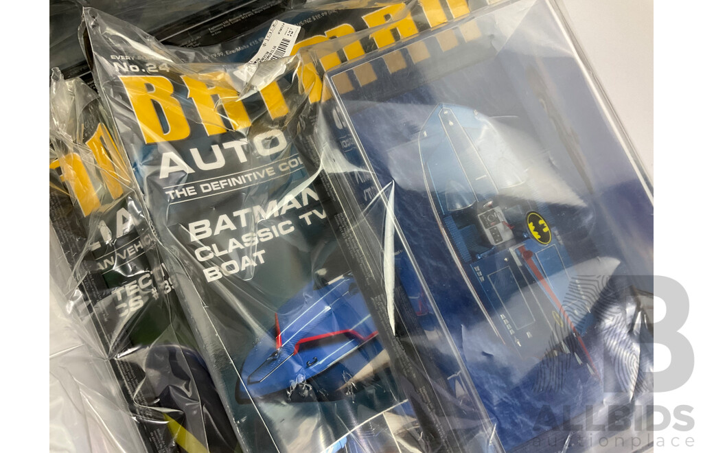 Batman Automobilia Cars and Booklets in Sealed Bags, Numbers 20, 21, 22, 23, 24