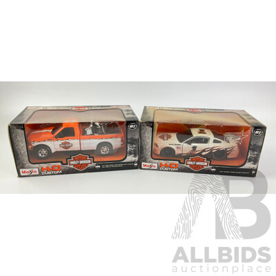 Maisto Diecast H-D Custom 1999 F-350 Super Duty Pick Up with 1936 EL Knucklehead and 2006 Ford Mustang - 1:24/1:27 Scale