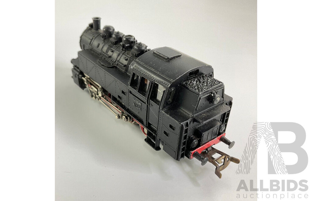 Vintage Marklin Three Rail HO Scale Steam Locomotive 3031with Original Box, Made in Germany