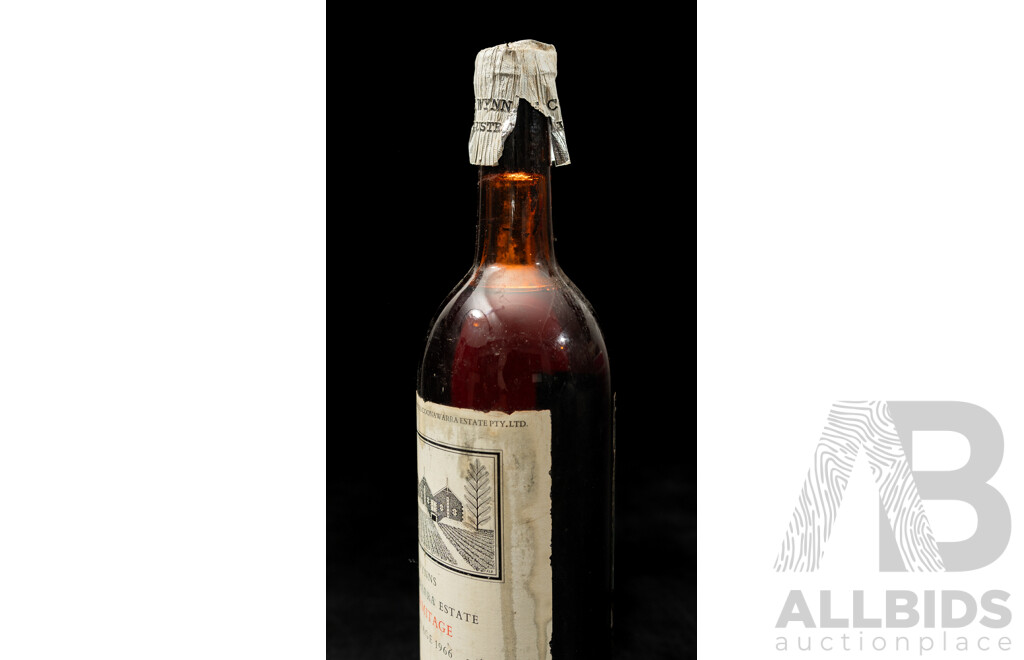 Wynns Coonawarra Estate Hermitige Vintage 1966