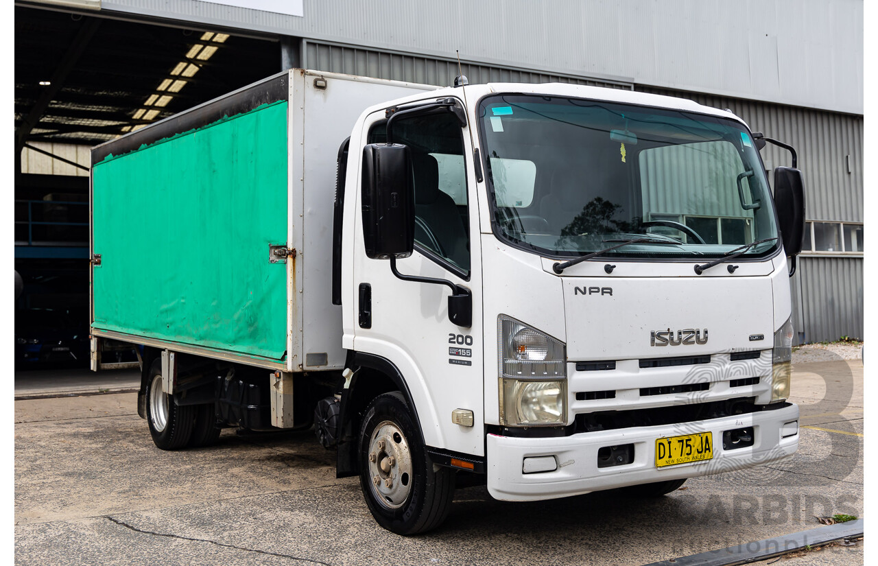 11/2009 Isuzu NPR200 Medium 4x2 NH C/Chas Curtain Side White Turbo Diesel 5.2L