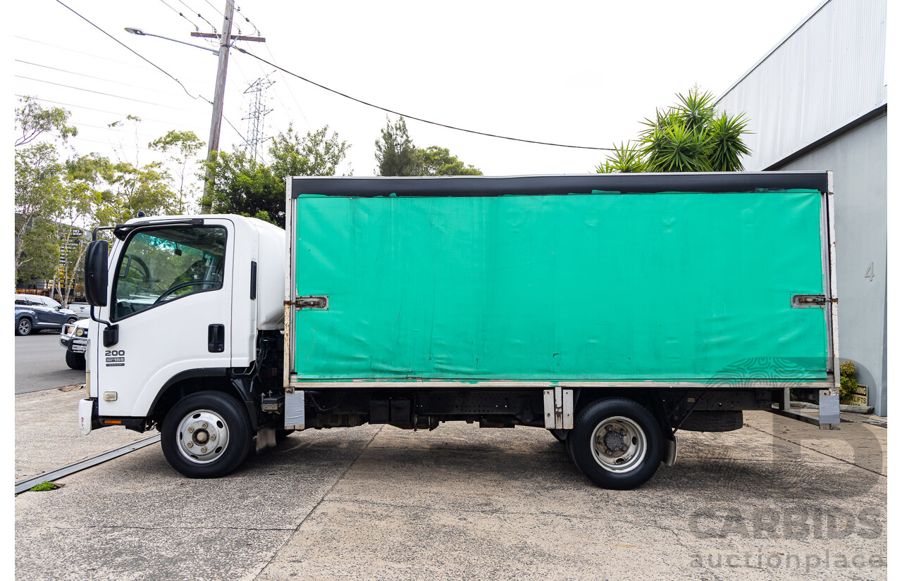 11/2009 Isuzu NPR200 Medium 4x2 NH C/Chas Curtain Side White Turbo Diesel 5.2L