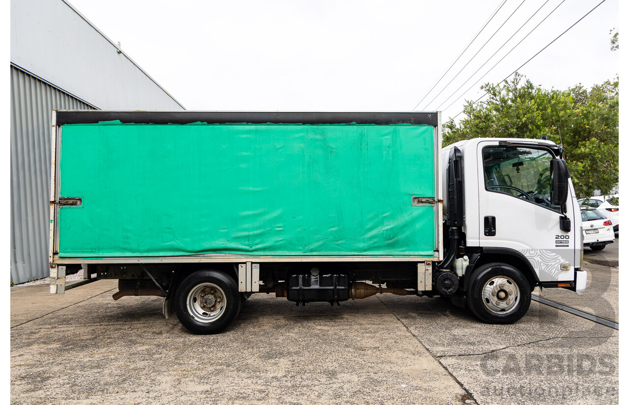 11/2009 Isuzu NPR200 Medium 4x2 NH C/Chas Curtain Side White Turbo Diesel 5.2L