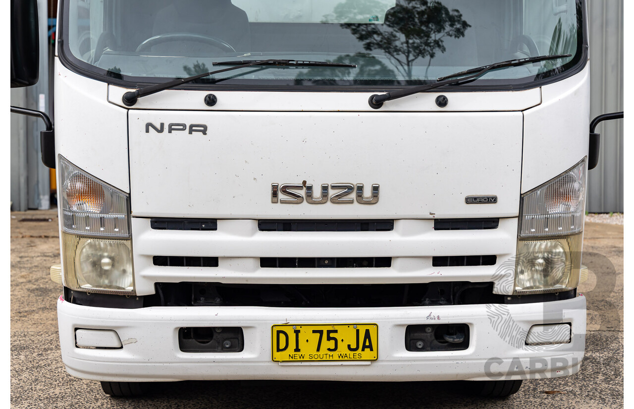 11/2009 Isuzu NPR200 Medium 4x2 NH C/Chas Curtain Side White Turbo Diesel 5.2L