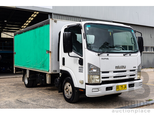 11/2009 Isuzu NPR200 Medium 4x2 NH C/Chas Curtain Side White Turbo Diesel 5.2L