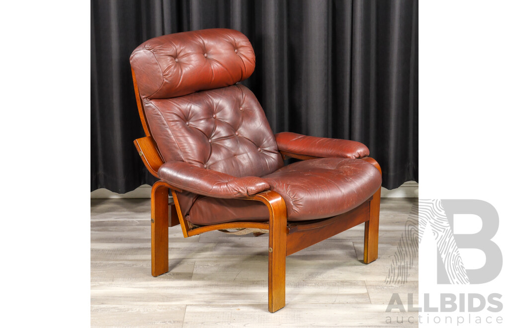 Vintage Leather Armchair by Danish Delux