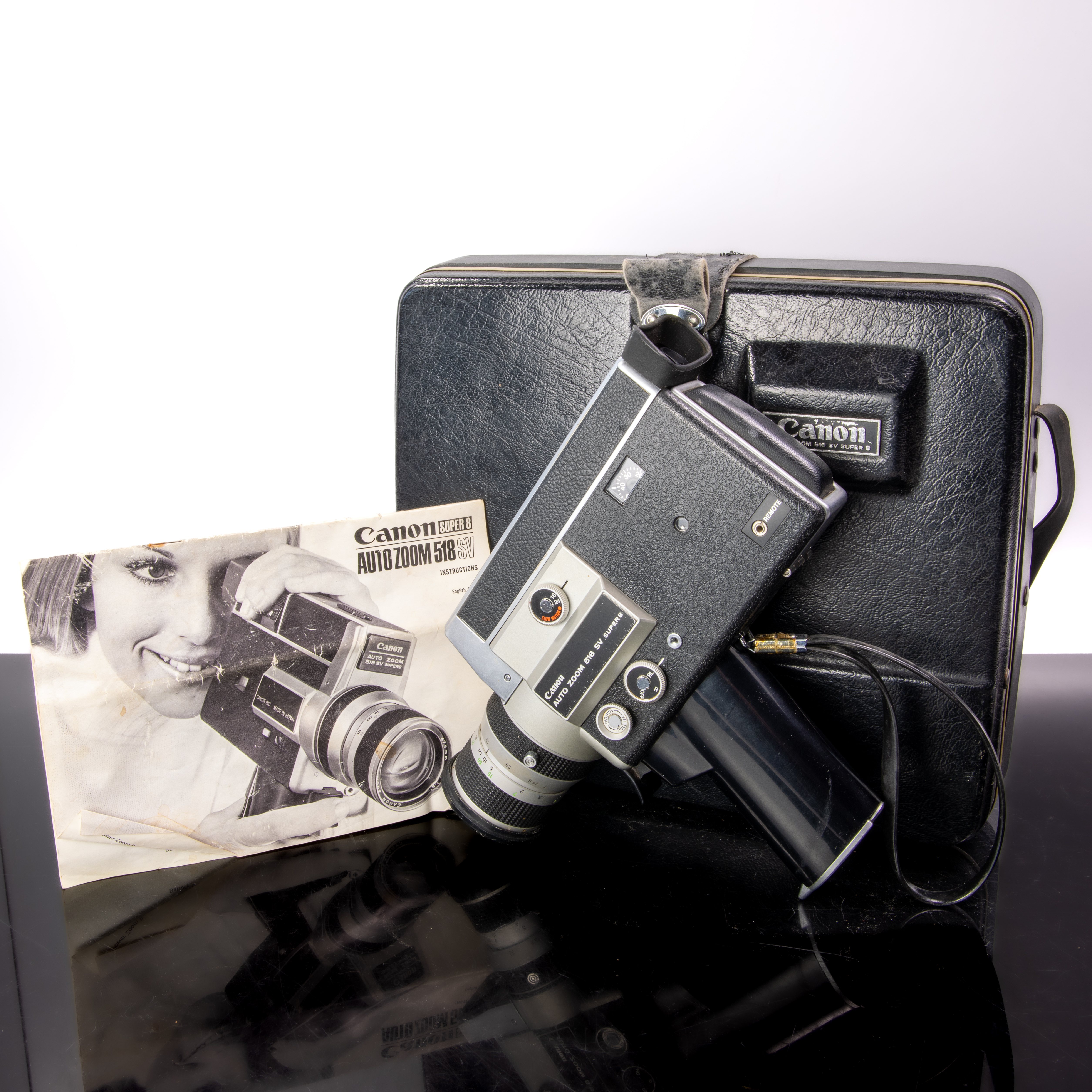 昭和レトロ　Canon AUTO ZOOM 518 SUPER 8 本体 VINTAGE CANON AUTO ZOOM 518 SUPER 8 MOVIE CAMERA AS IS NOT