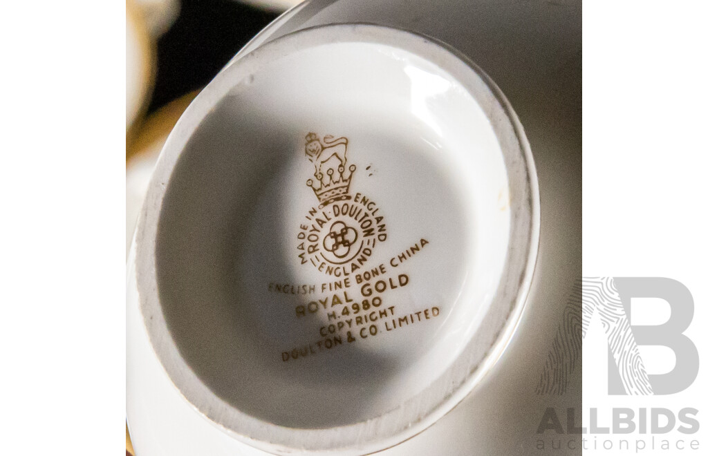 English Royal Doulton Porcelain 86 Piece Dinner Service for Eight in Formal Gold Pattern