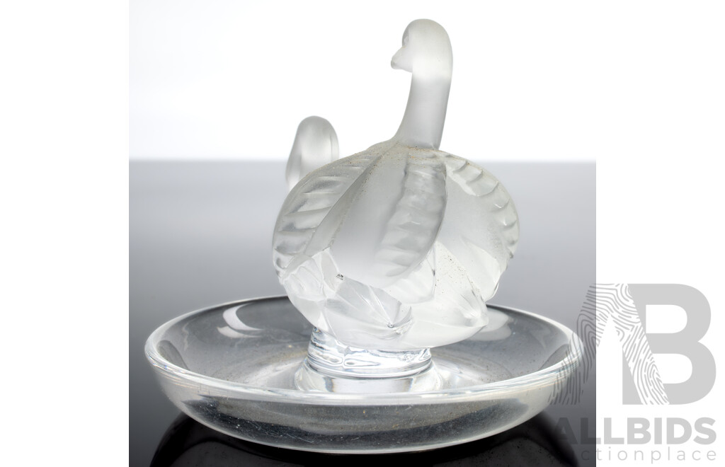 Vintage French Lalique Crystal Pair Swans Ring Dish