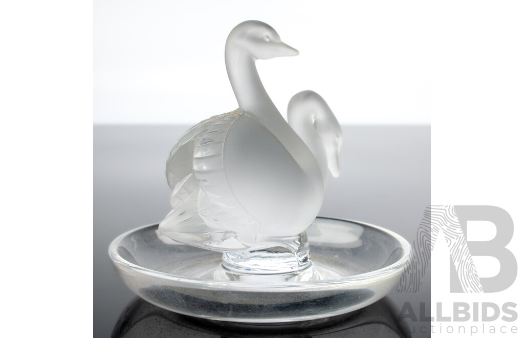 Vintage French Lalique Crystal Pair Swans Ring Dish