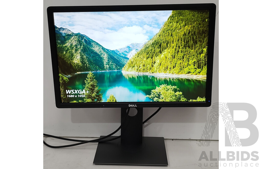 Dell Professional (P2213t) 22-Inch Widescreen LED-Backlit LCD Monitor - Lot of Three