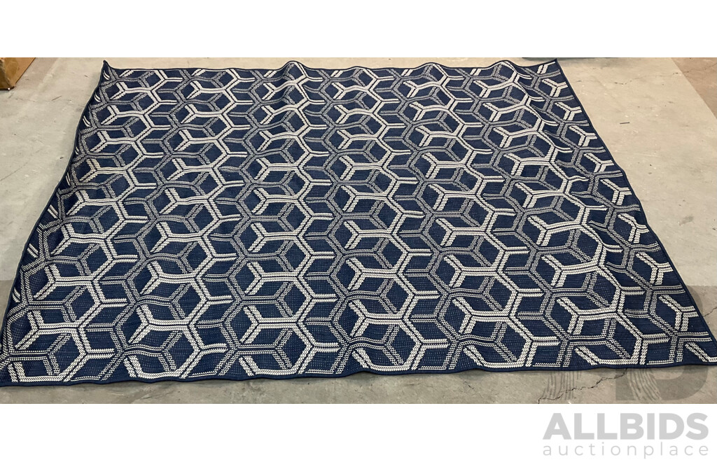 Blue Cubed Patten Carpet